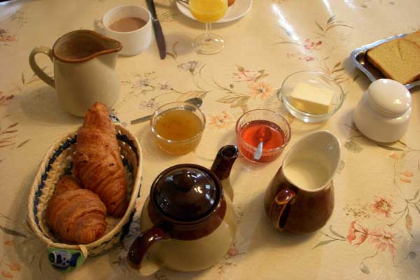 breakfast-in-Normandy-2