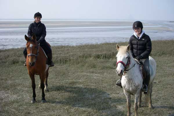 Safaris-Unlimited-africa-Masai-Mara-horseback